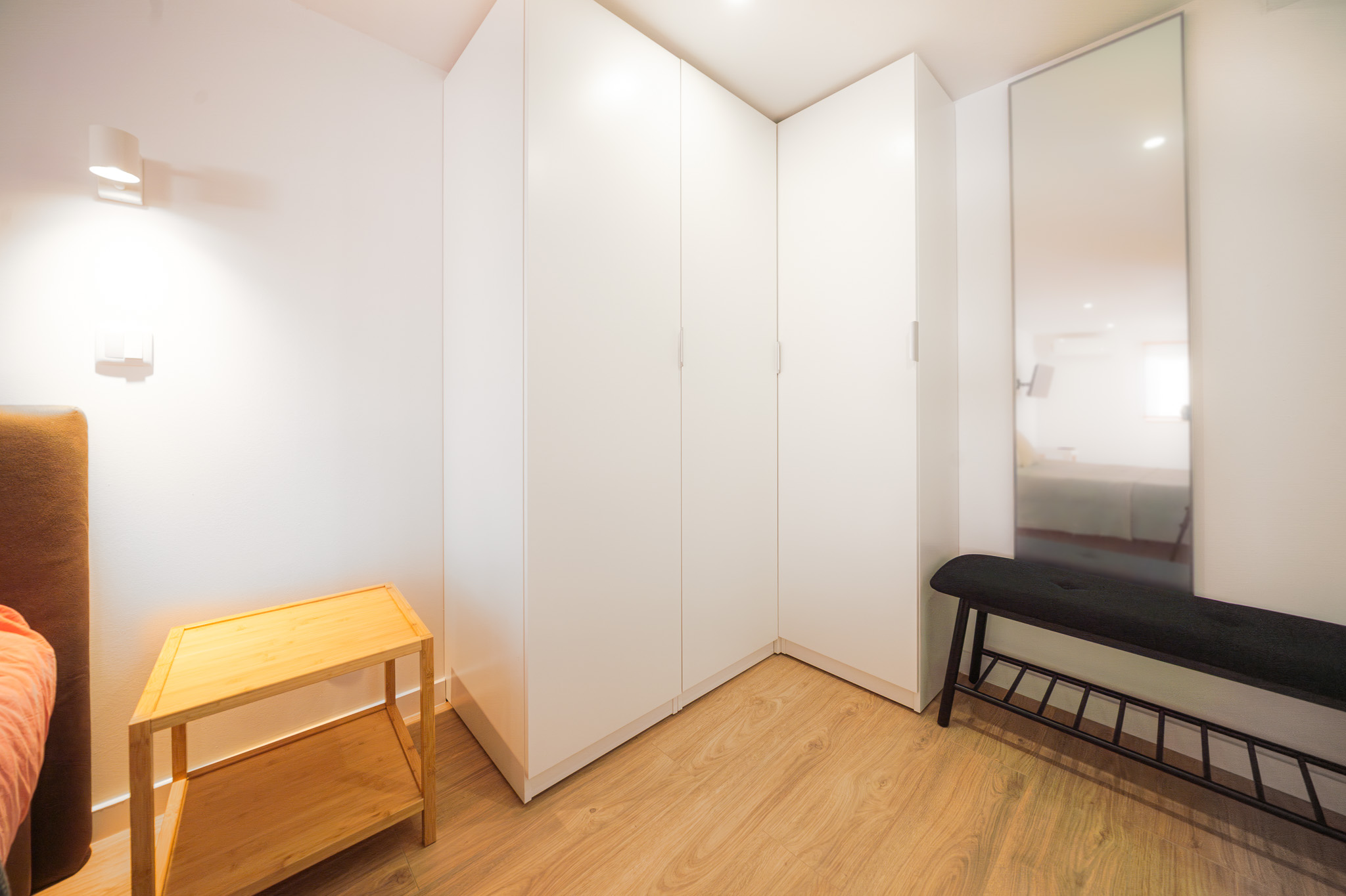 Studio wardrobes, full-length mirror and bench